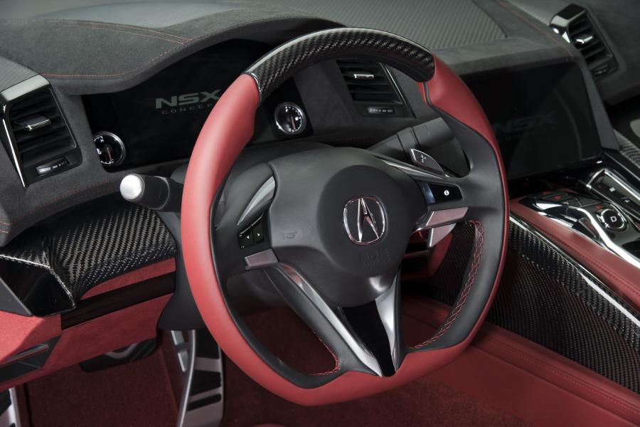 Детали интерьера Acura NSX Concept 2013 года  (фото 11 из 27)